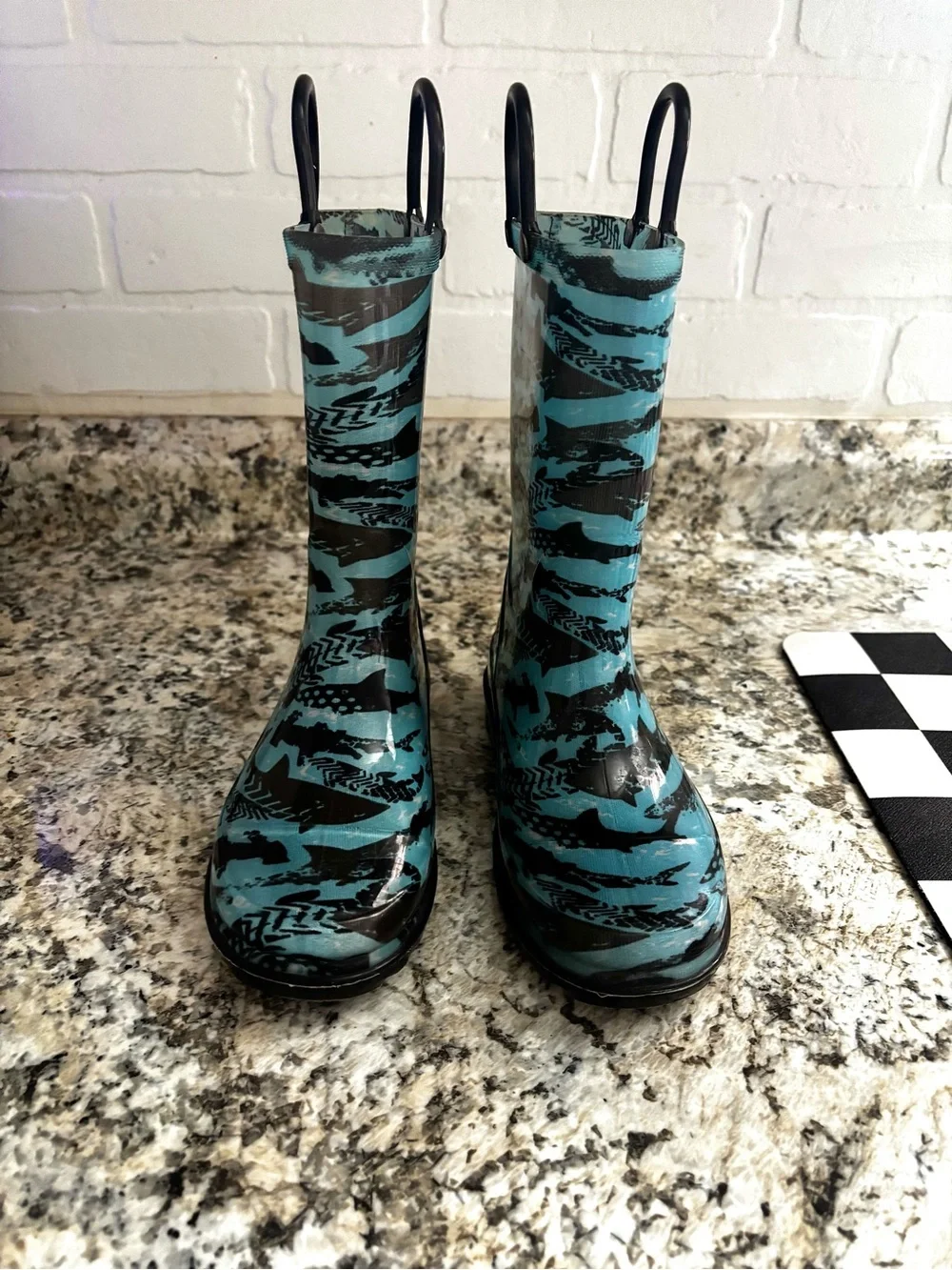 Kids Shark-Print light up Blue Rain Boots